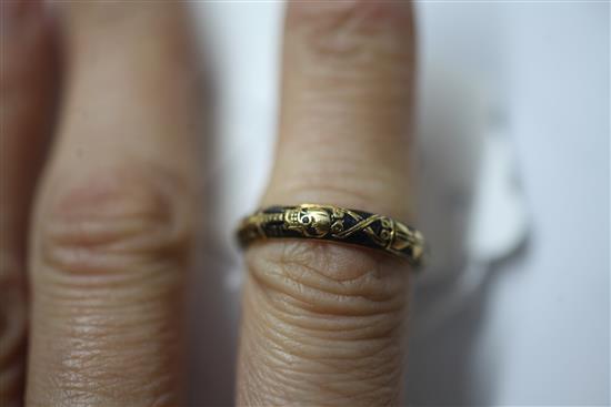 A George II gold and black enamel skeleton momento mori ring, size P/Q.